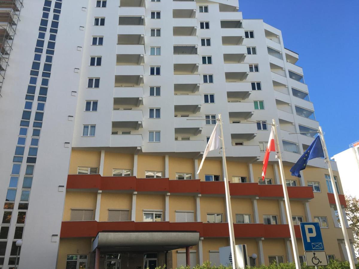 Wolin-Travel Apartamenty Statek Z Widokiem Na Morze Miedzyzdroje Exteriér fotografie